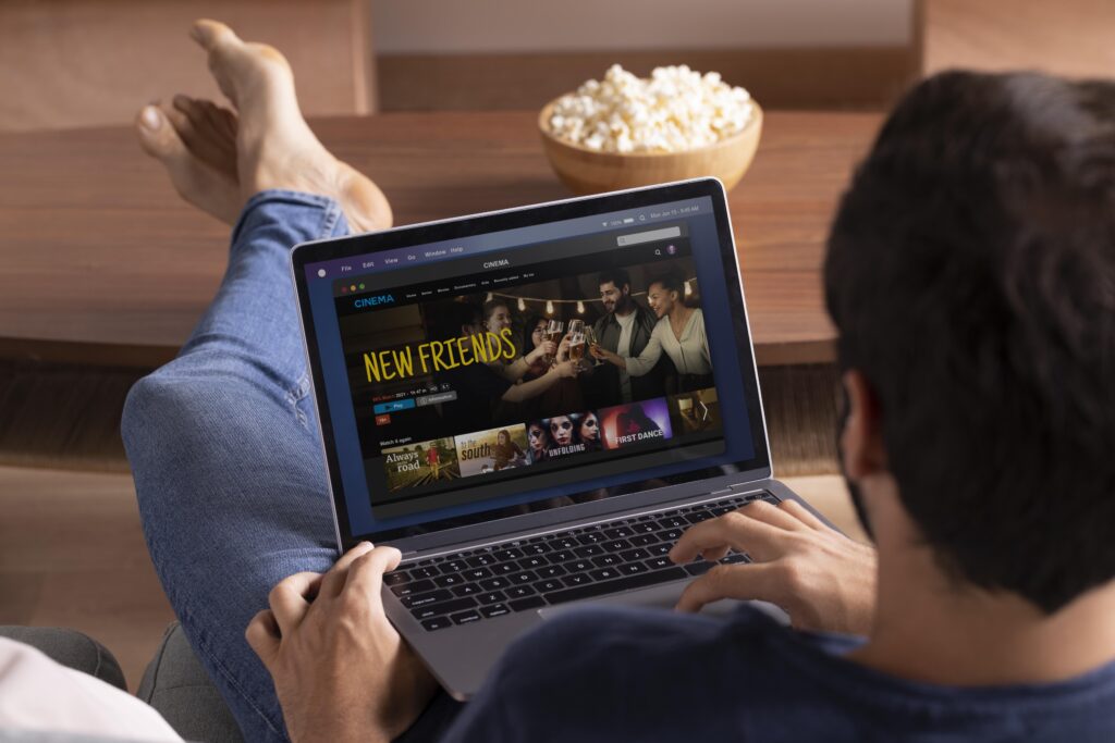 Screenshot of HDHubFU website showing free movie streaming interface with HD video options and download links